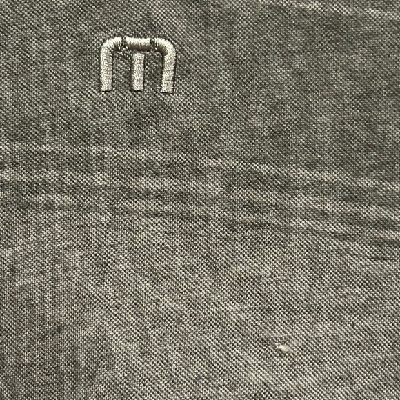 Travis Mathew Gray Striped Short Sleeve Golf Polo Shirt Mens‎ Size M  Casual - Picture 3 of 6